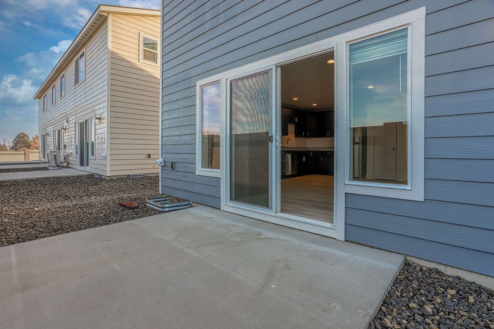 West Richland Townhome: 977 Creer Way - A-103