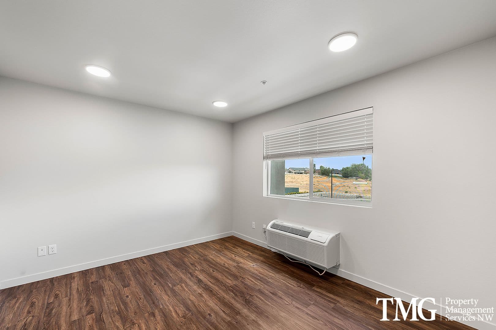 Pasco Apartment: 6701 W Argent Rd