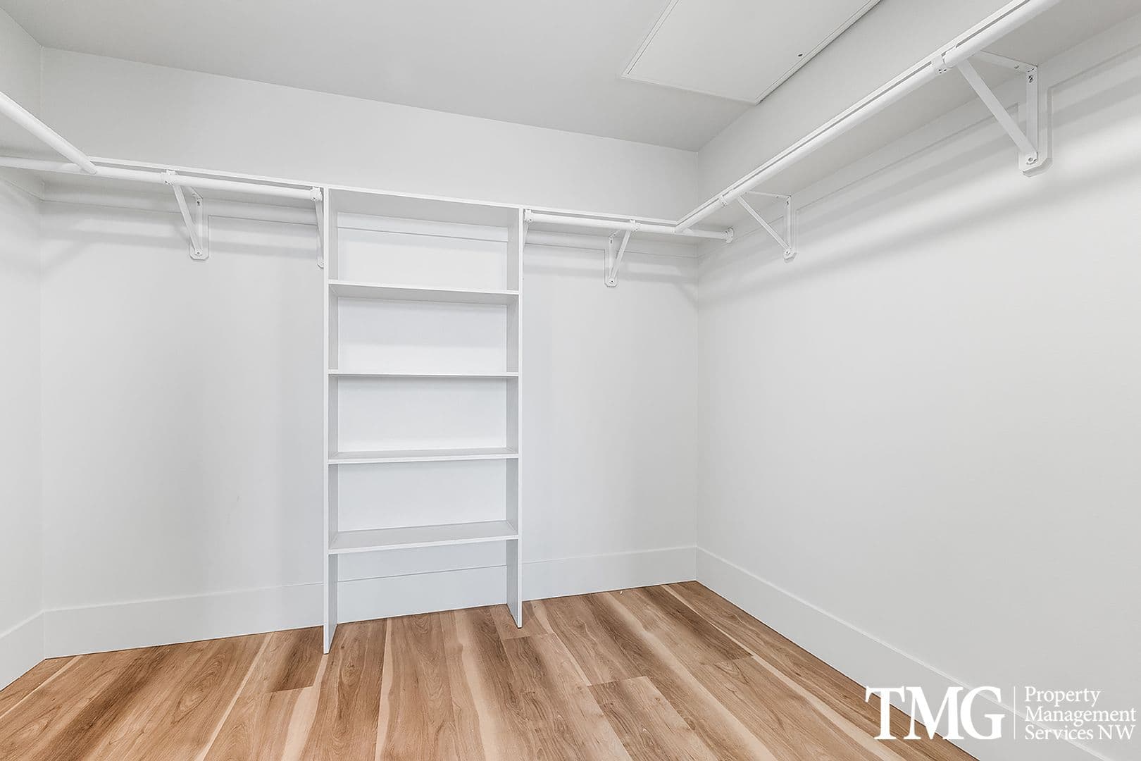 Kennewick Apartment: 4112 W 24th Ave
