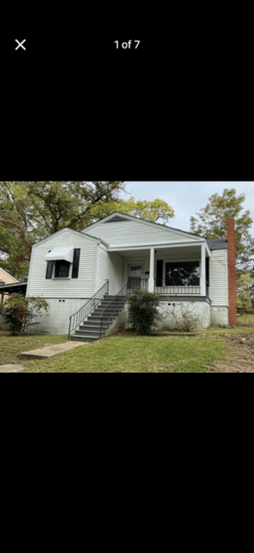 Birmingham House: 9008 Belcrest Dr