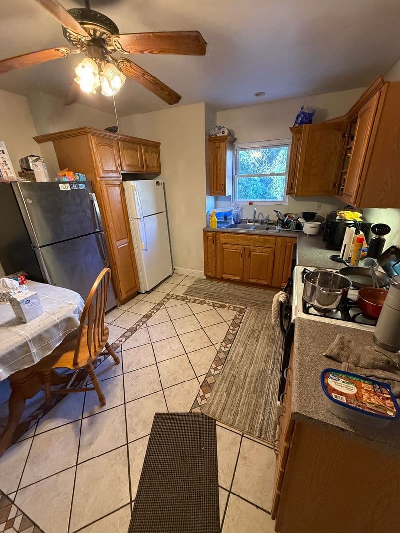 Pittsburgh Apartment: 3275 Parkview Avenue