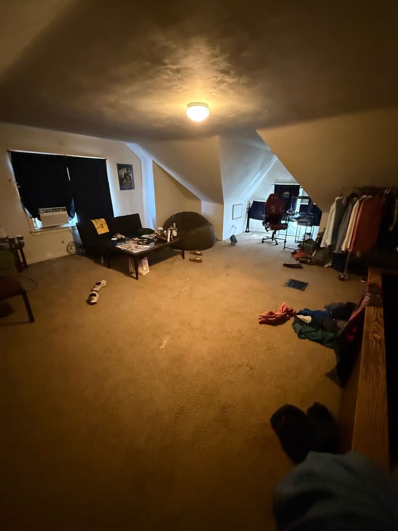 Pittsburgh Apartment: 3275 Parkview Avenue
