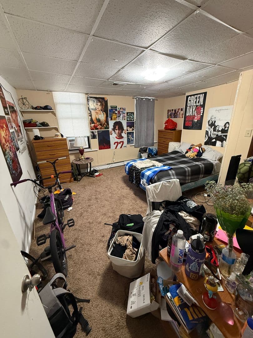 Pittsburgh Apartment: 3443 Ward St, Apt 1