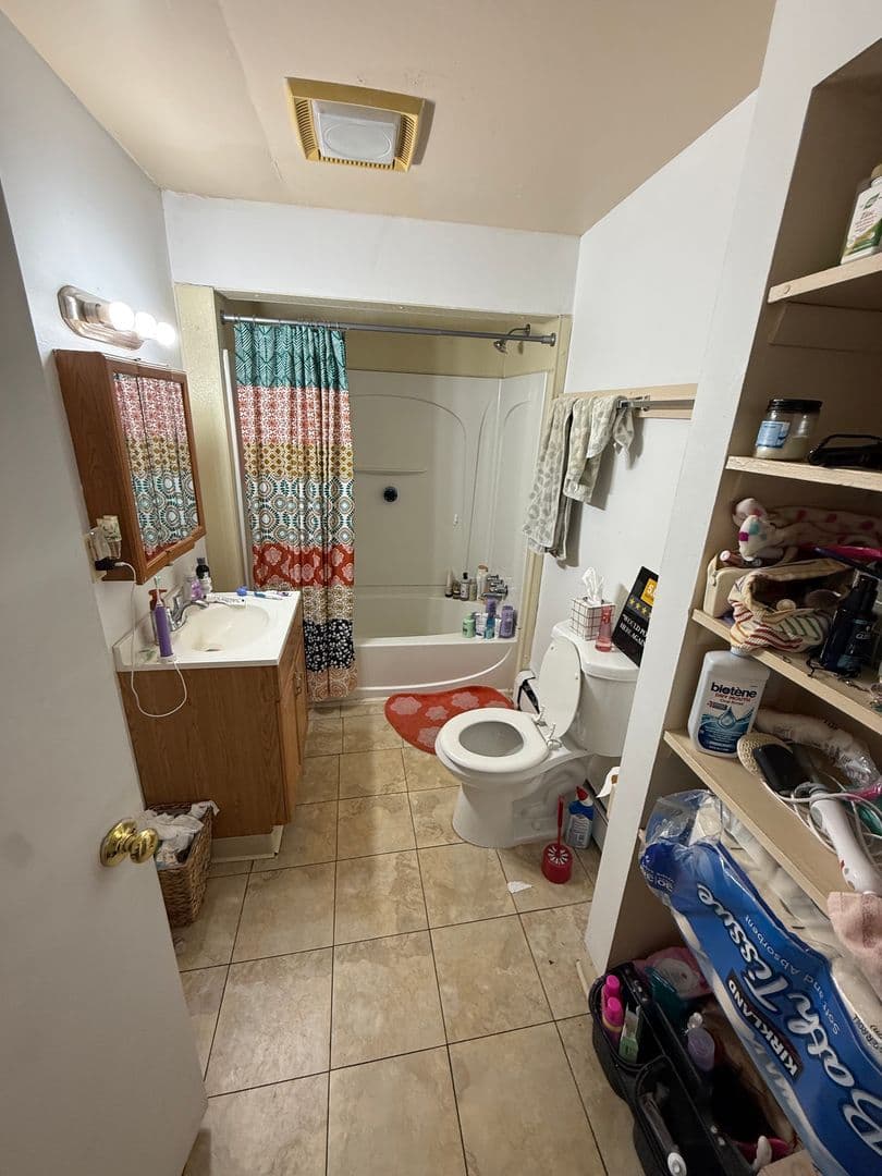 Pittsburgh Apartment: 3443 Ward St, Apt 1
