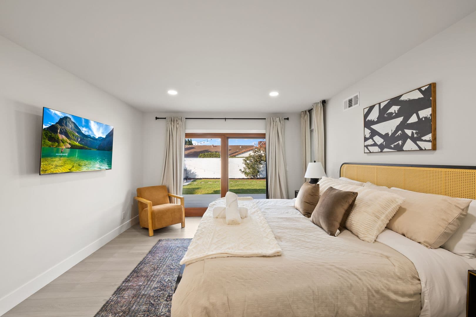 View Park-Windsor Hills Apartment: 4079 Athenian Way