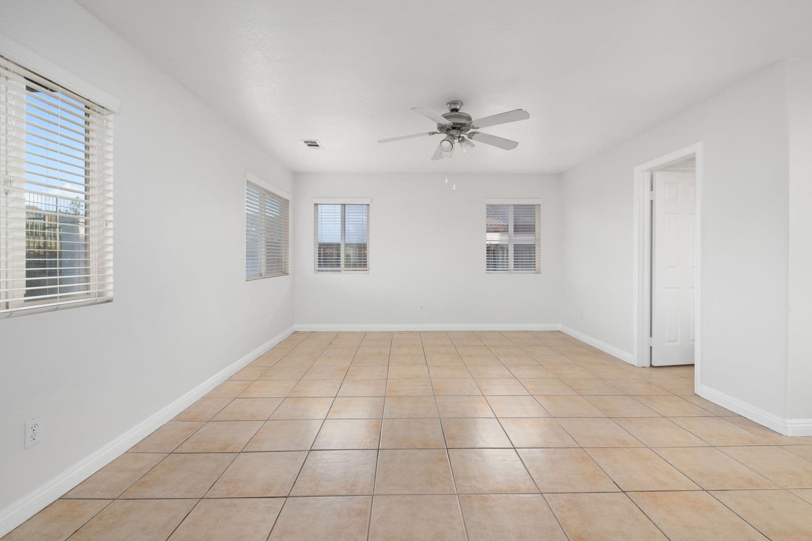 Moreno Valley House: 15324 Adobe Way