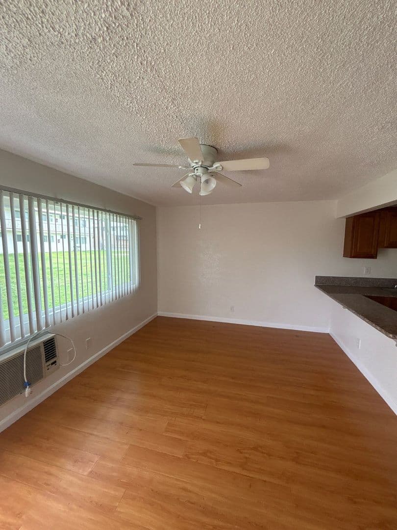 San Bernardino Apartment: 1471 E Eureka Street