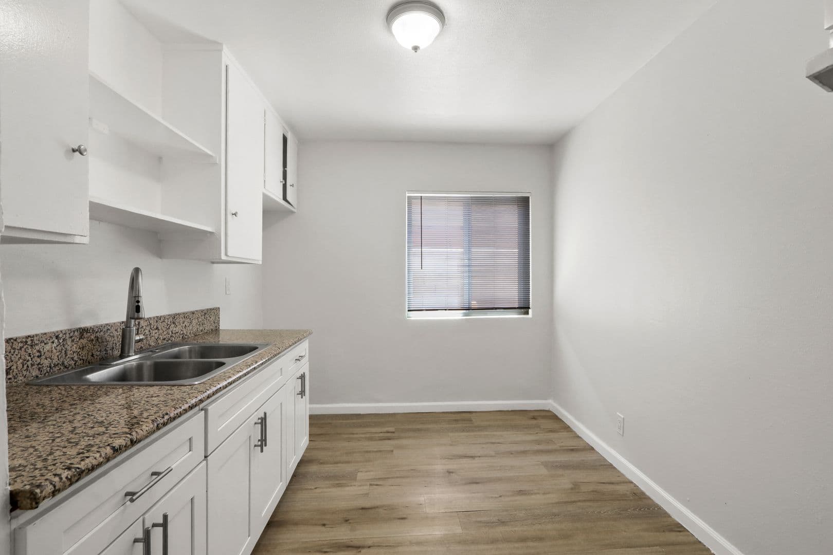 Montebello Apartment: 1253 S Greenwood Avenue