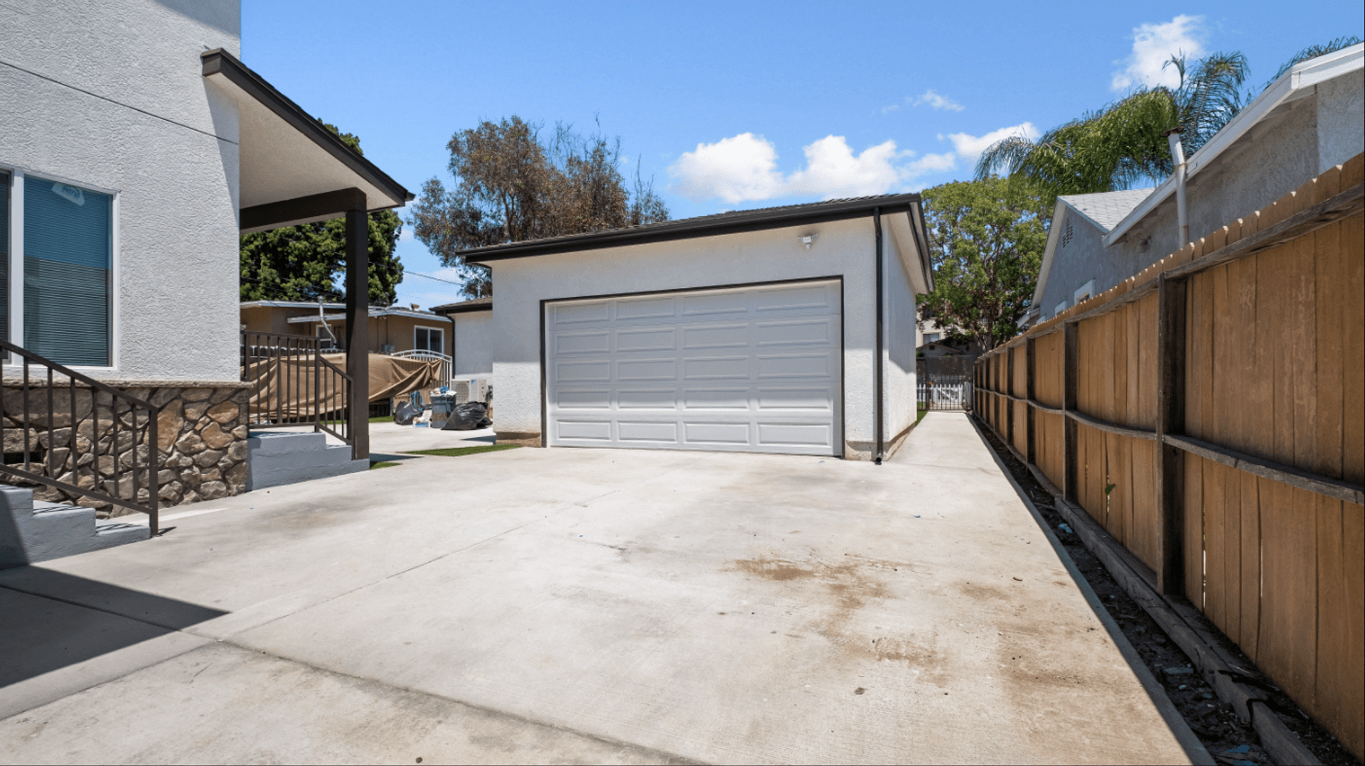 Whittier Apartment: 7913 Milton Avenue
