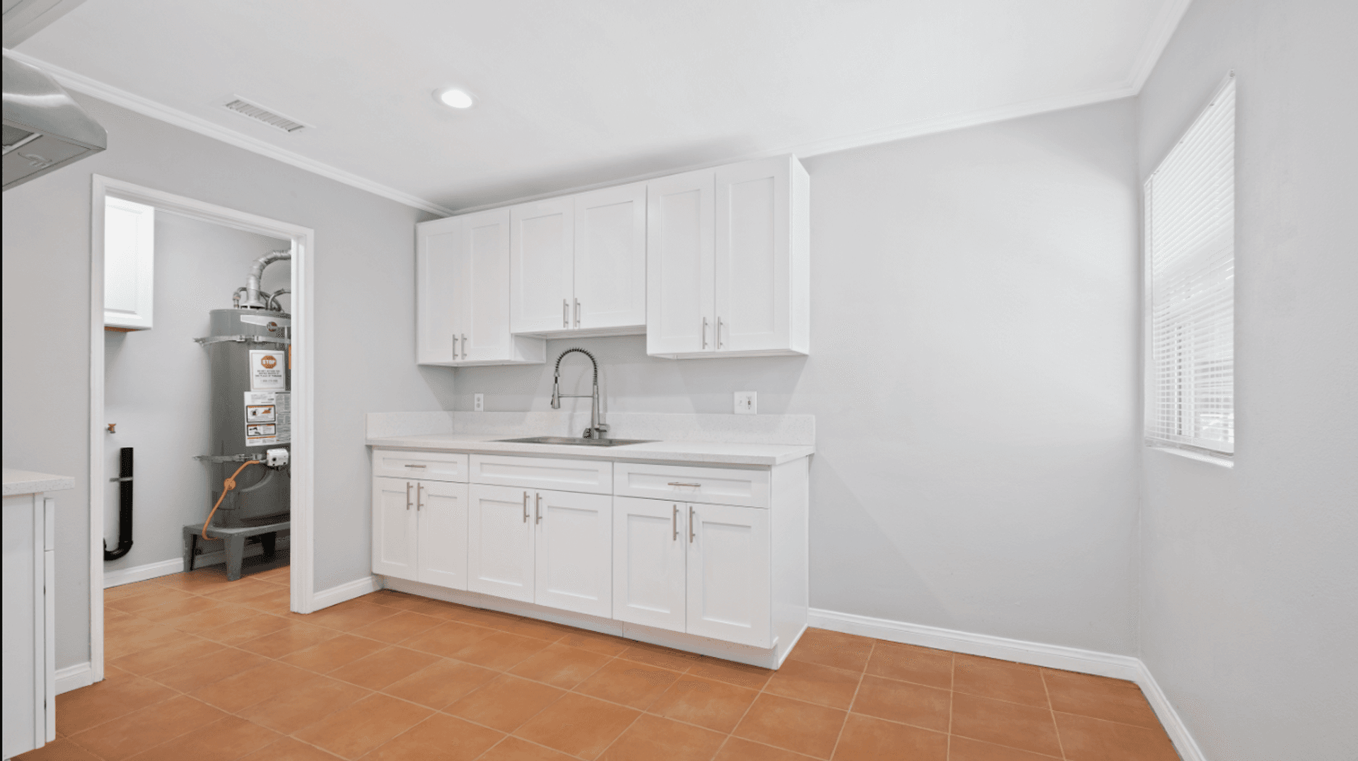 Whittier Apartment: 7913 Milton Avenue