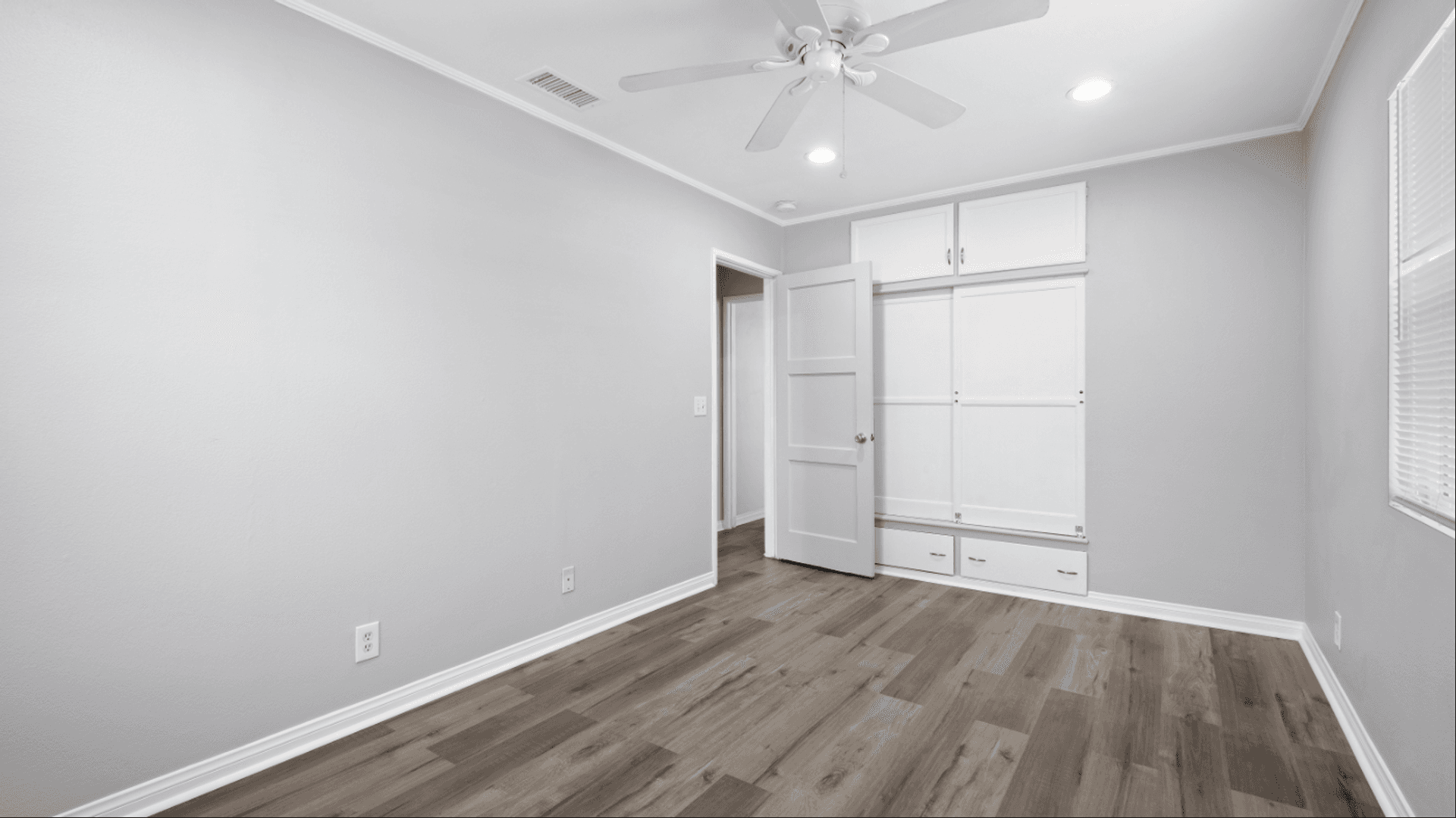 Whittier Apartment: 7913 Milton Avenue