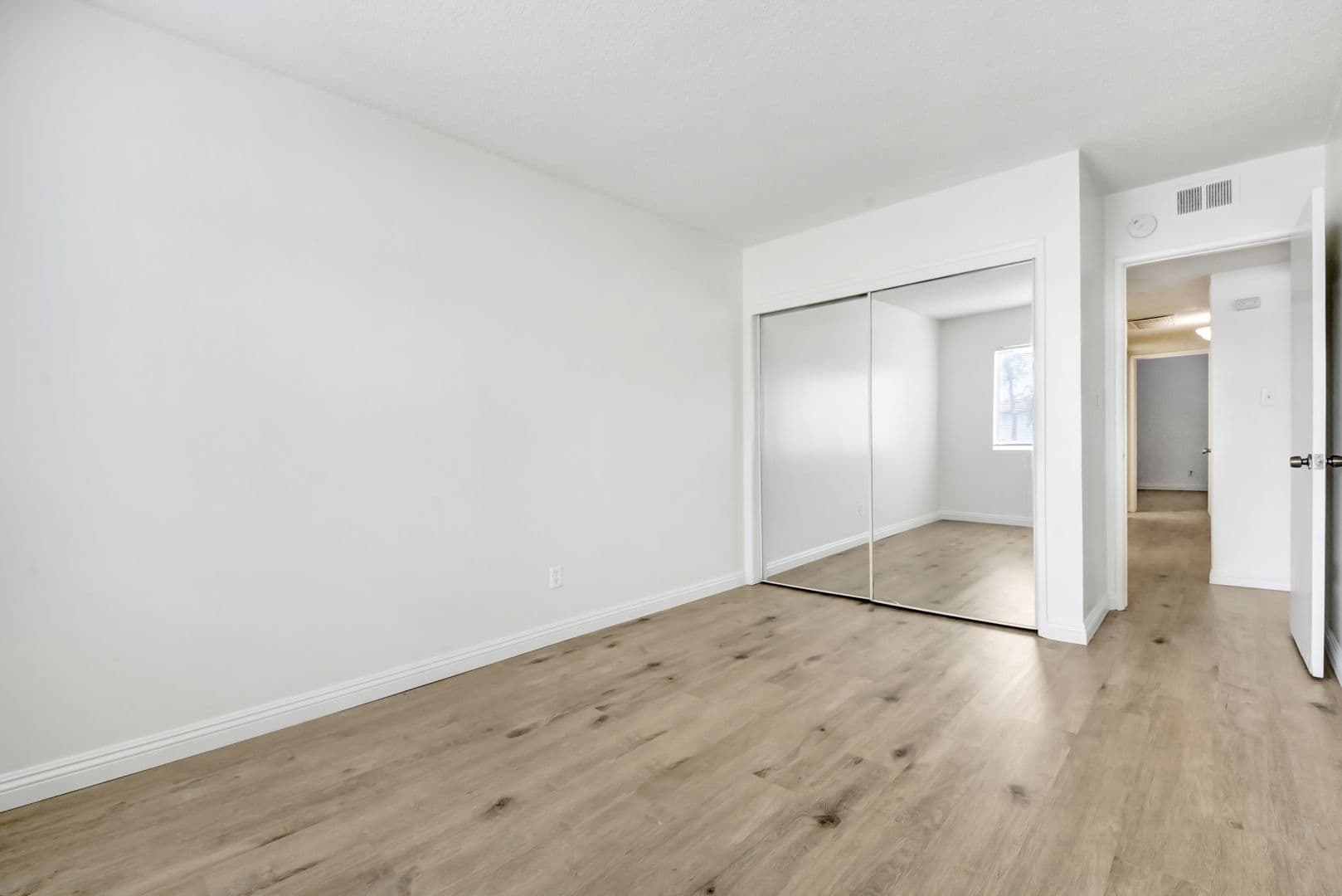 Redlands Apartment: 30 N Ash Street
