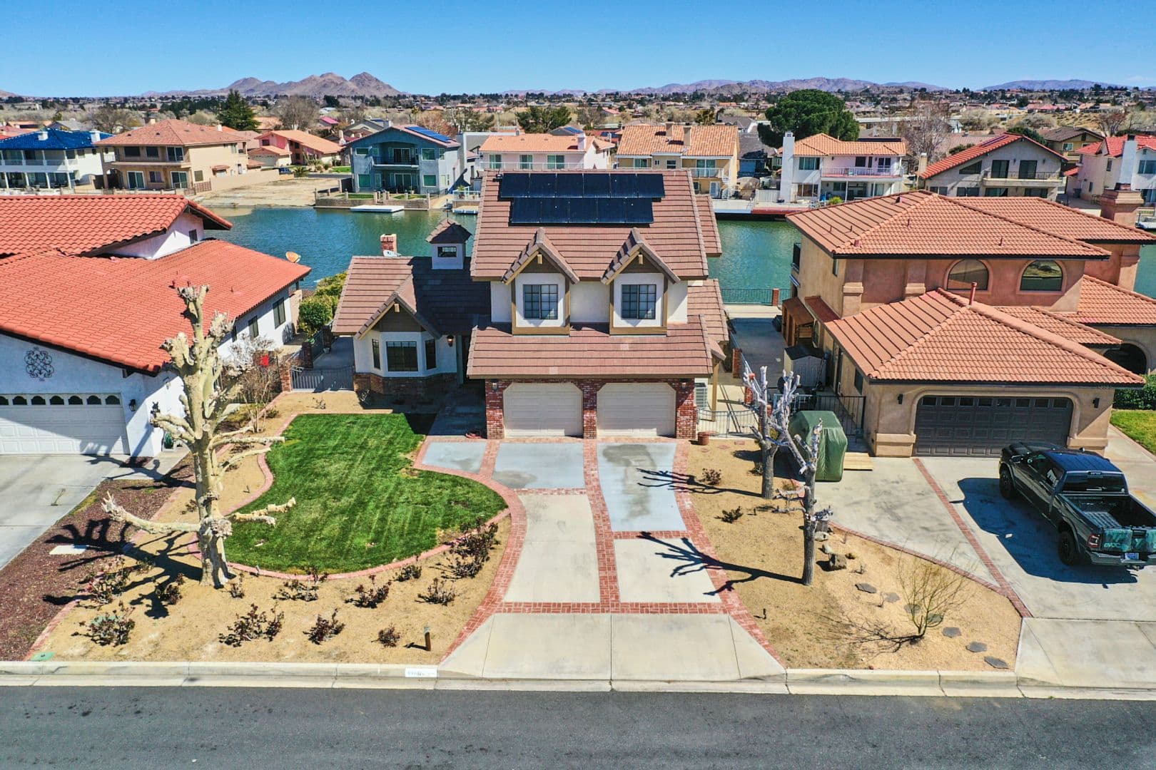 Victorville Apartment: 13565 Pyramid Drive