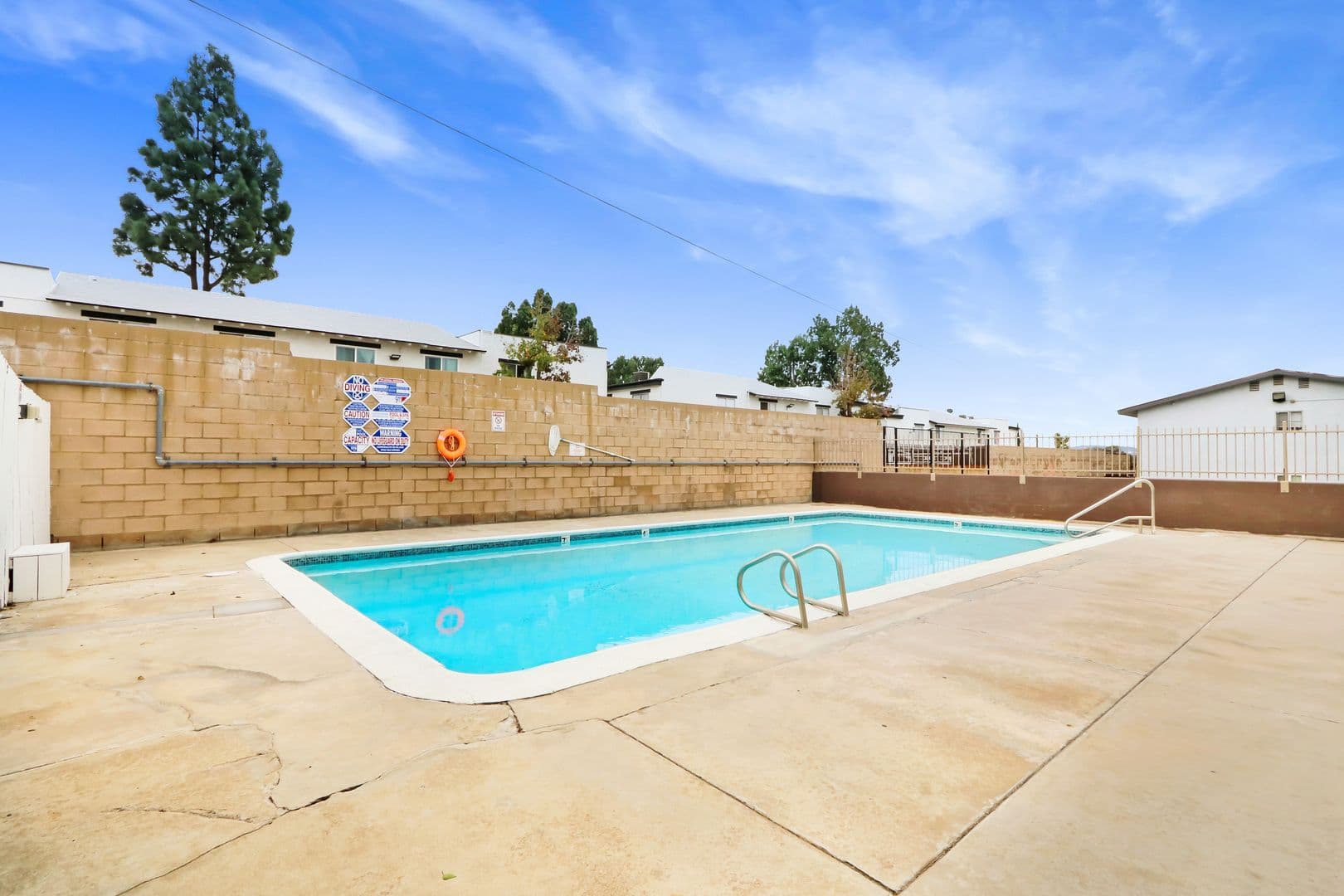 San Bernardino Apartment: 1471 E Eureka Street