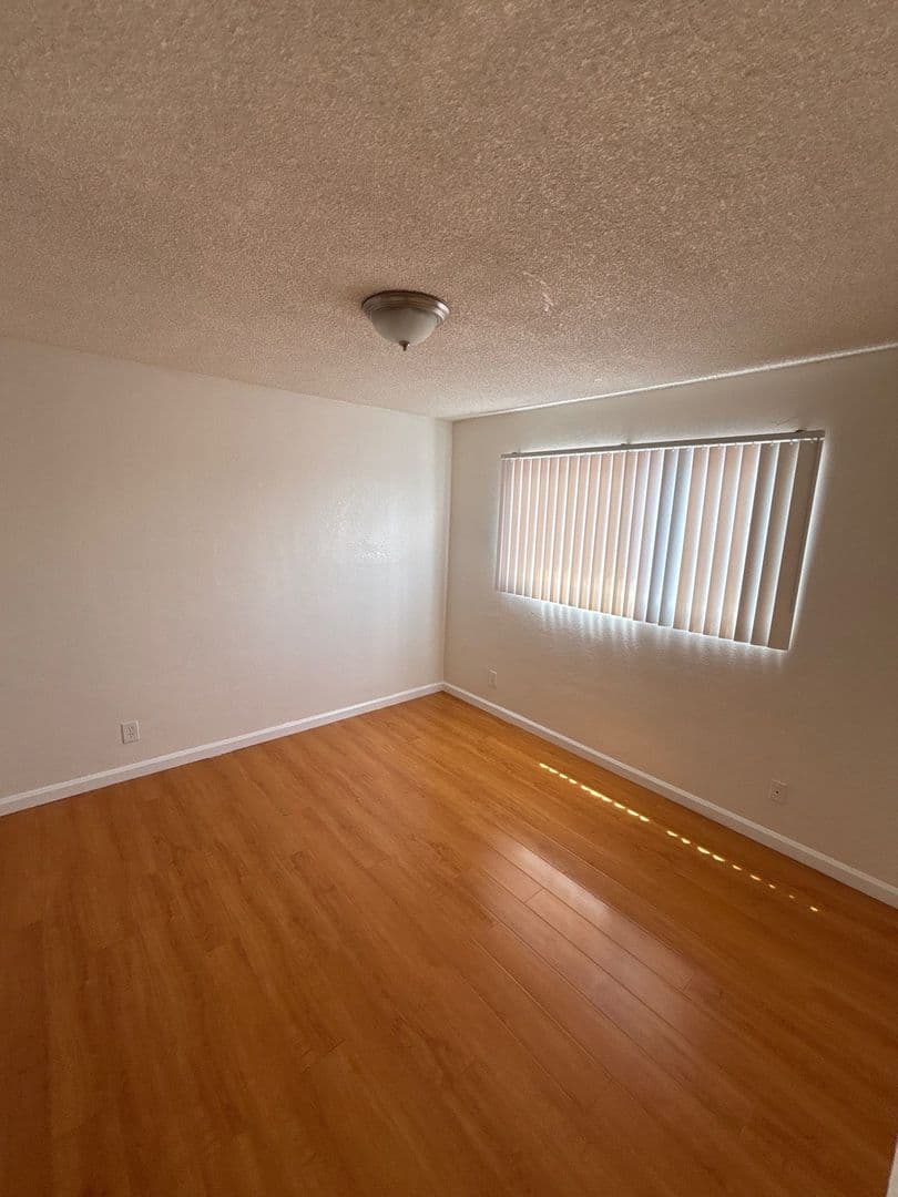 San Bernardino Apartment: 1471 E Eureka Street