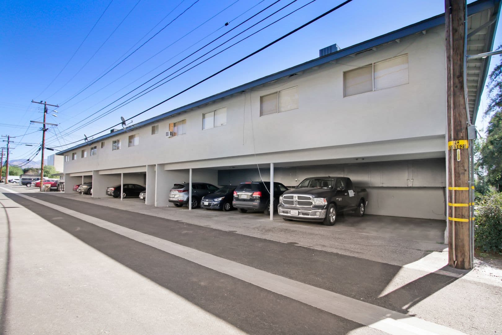 Redlands Apartment: 30 N Ash Street