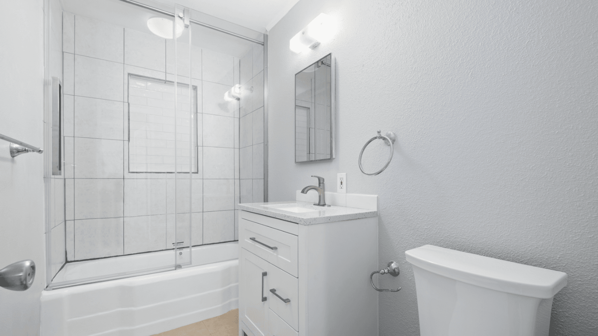 Whittier Apartment: 7913 Milton Avenue