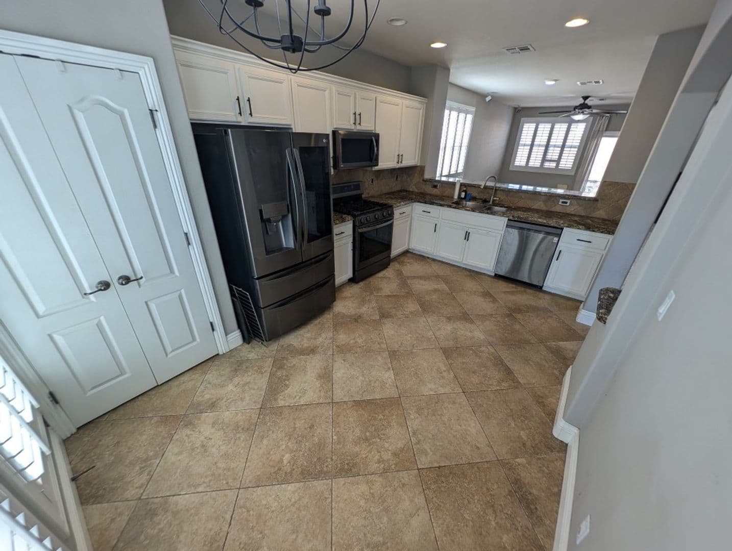LAS VEGAS House: 10241 JEFFCOTT ST