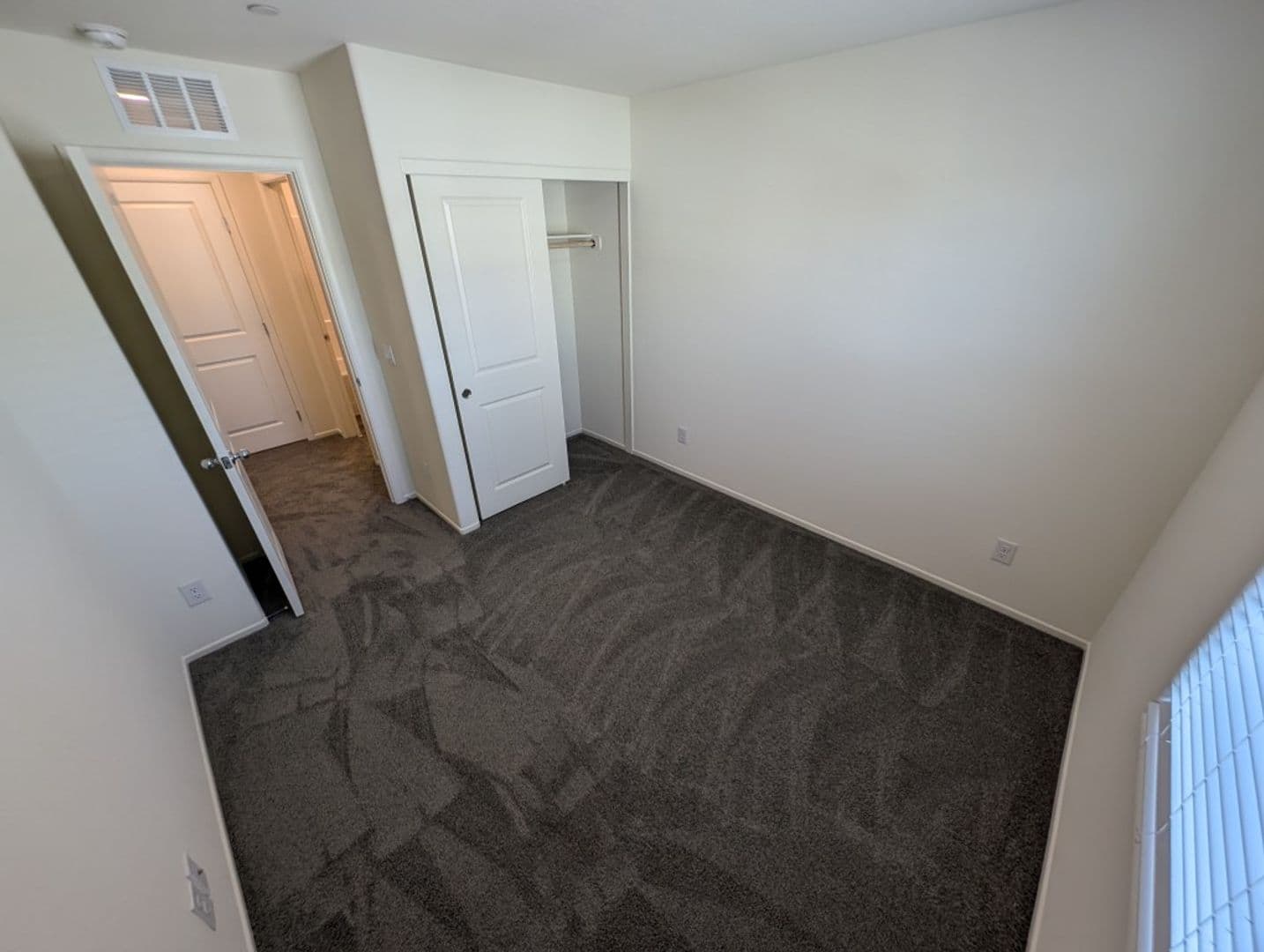 NORTH LAS VEGAS House: 6153 ASTER GARDEN ST
