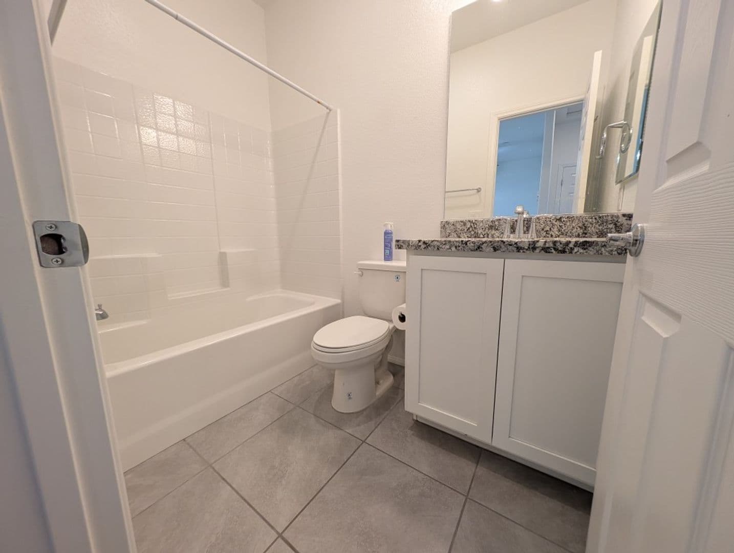 HENDERSON House: 664 VETIVER LN