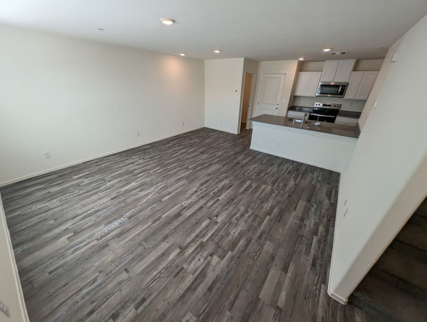 NORTH LAS VEGAS House: 6153 ASTER GARDEN ST