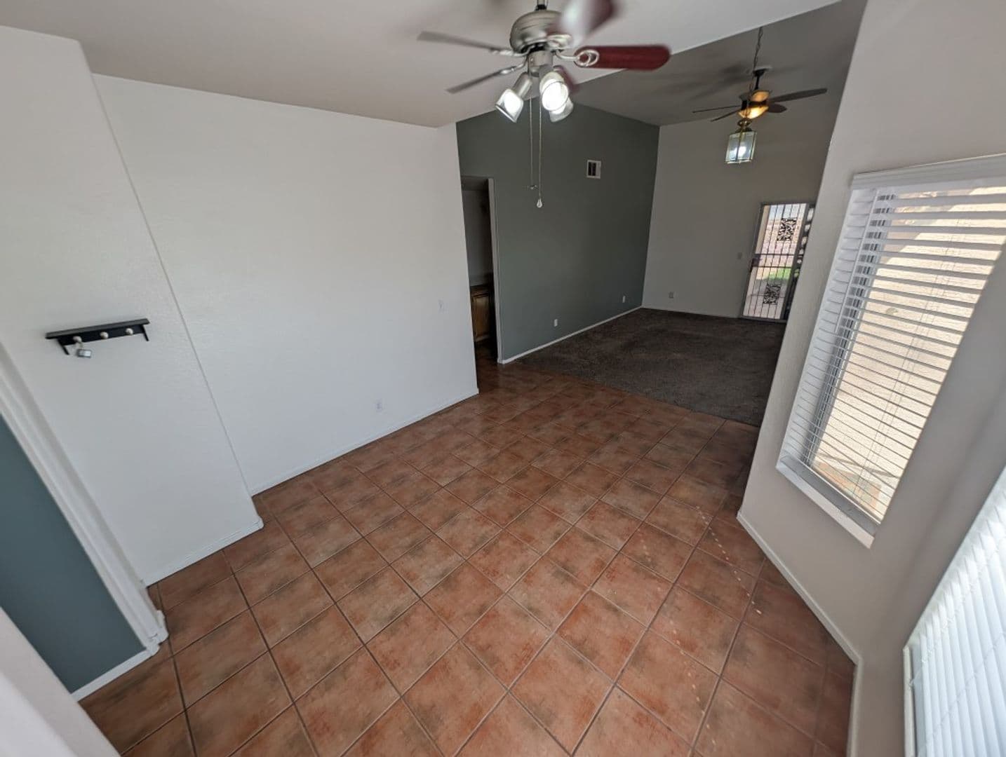 LAS VEGAS House: 8000 REVOLVER AVE