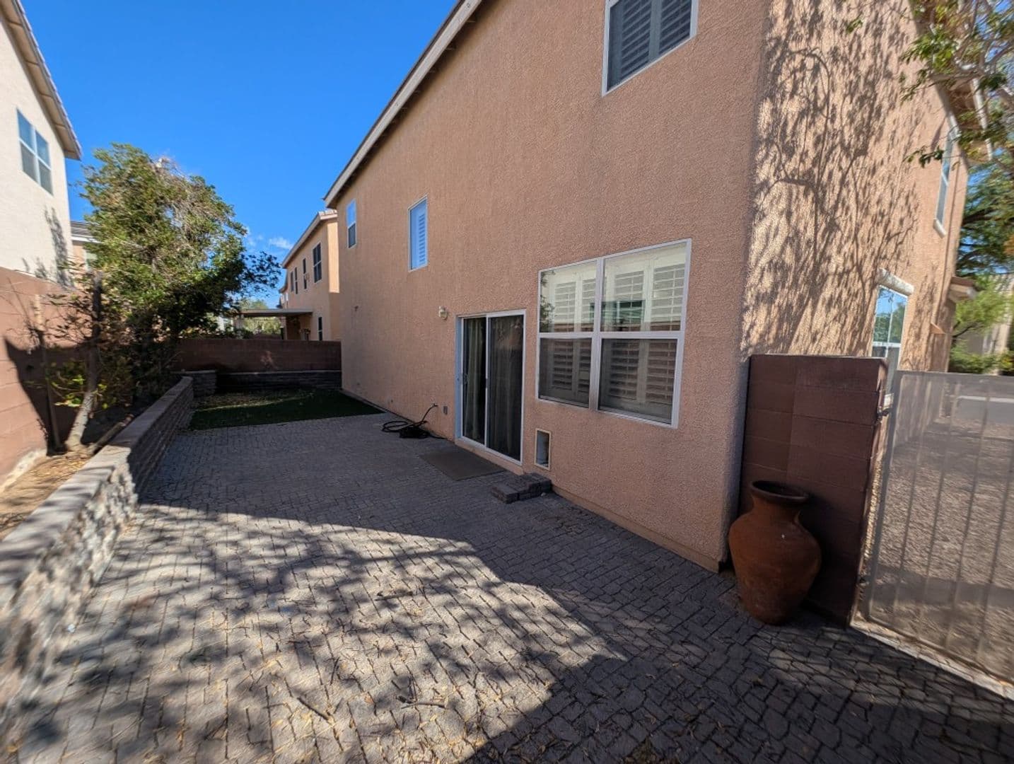 LAS VEGAS House: 10241 JEFFCOTT ST