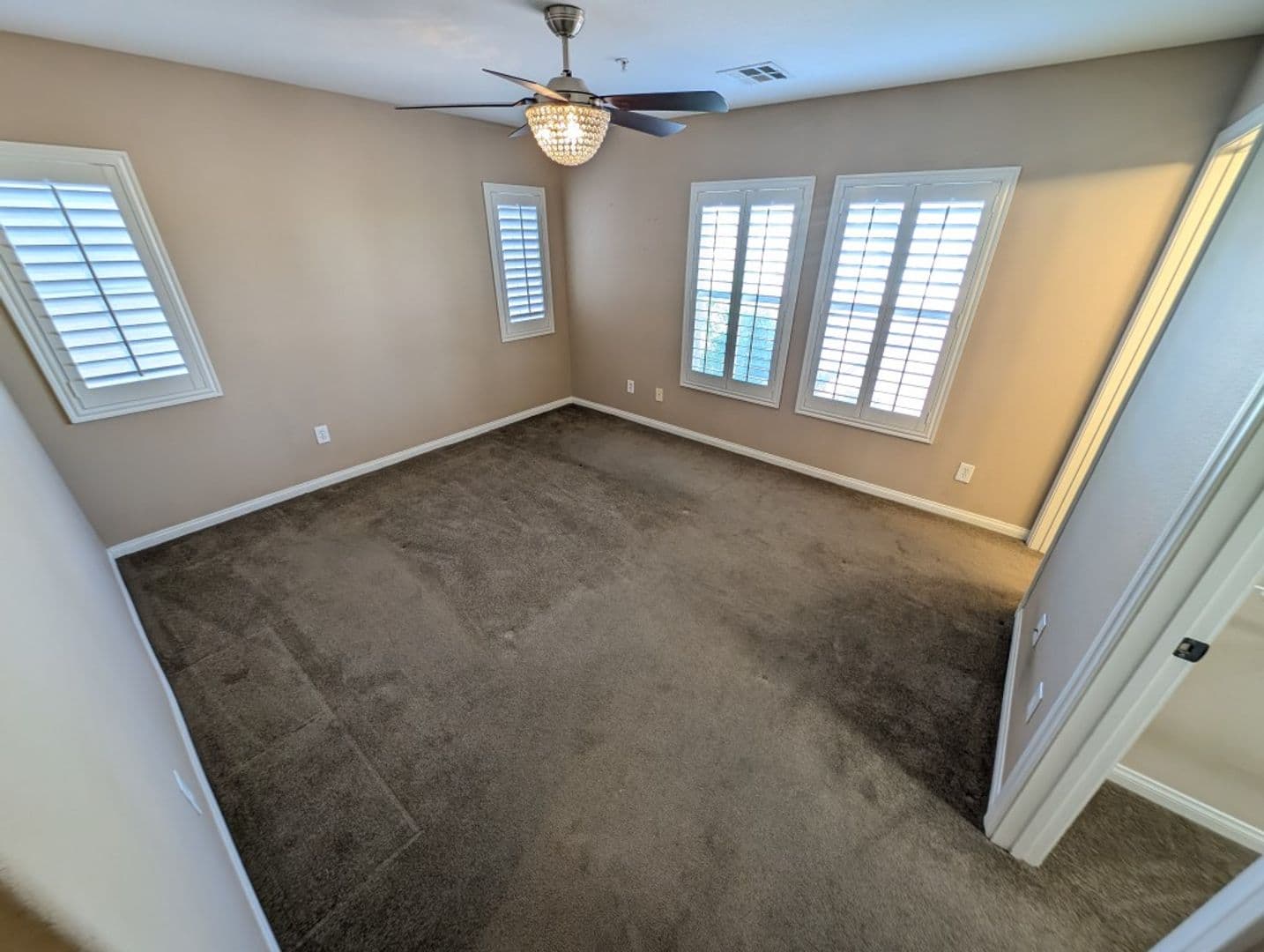 HENDERSON House: 1135 PARADISE GARDEN DR