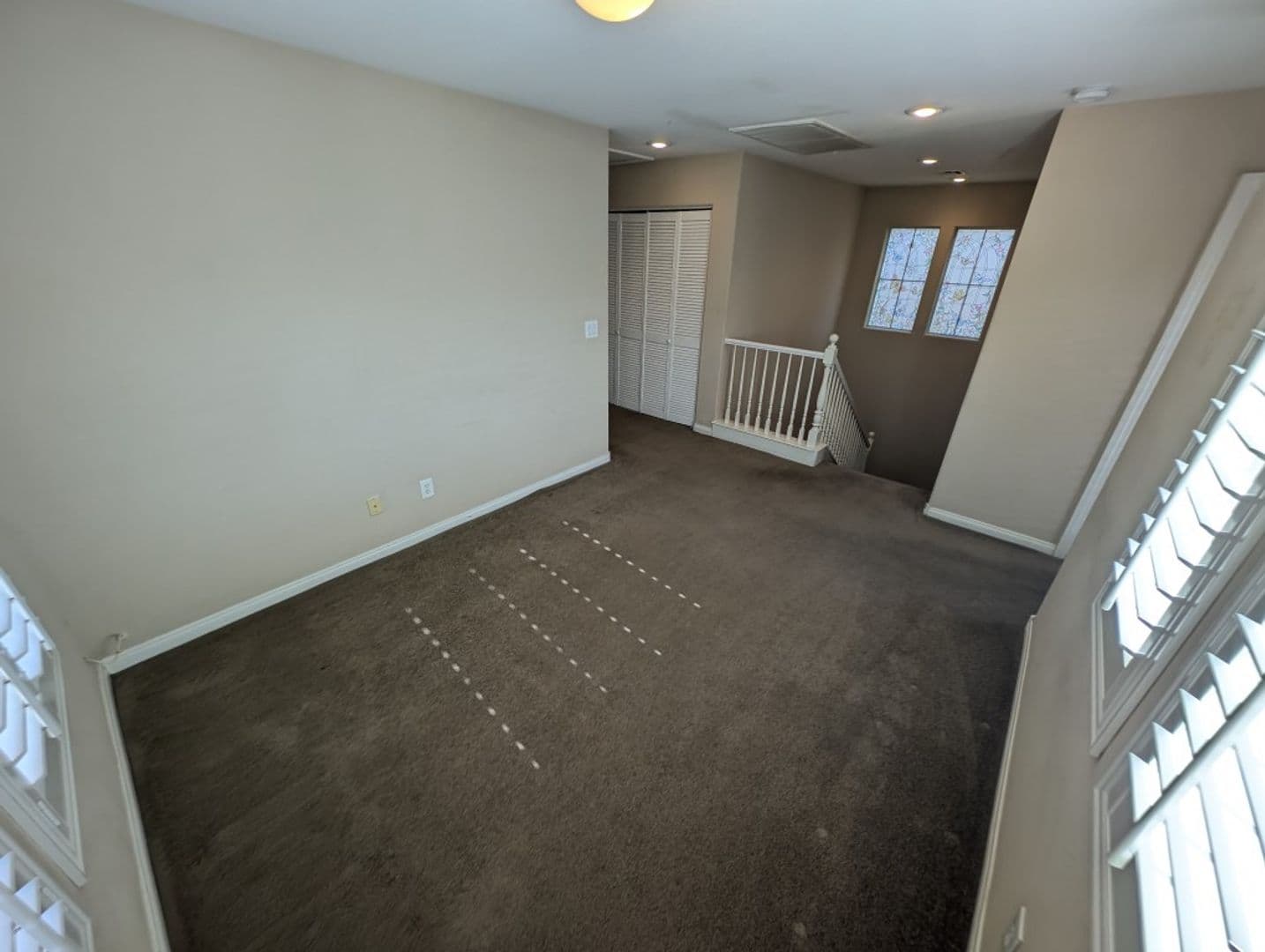 HENDERSON House: 1135 PARADISE GARDEN DR