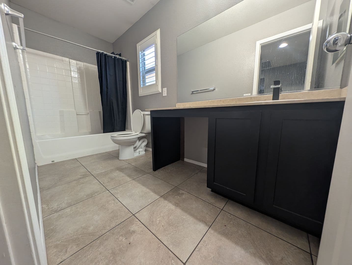 LAS VEGAS House: 10633 MOUNT BLACKBURN AVE