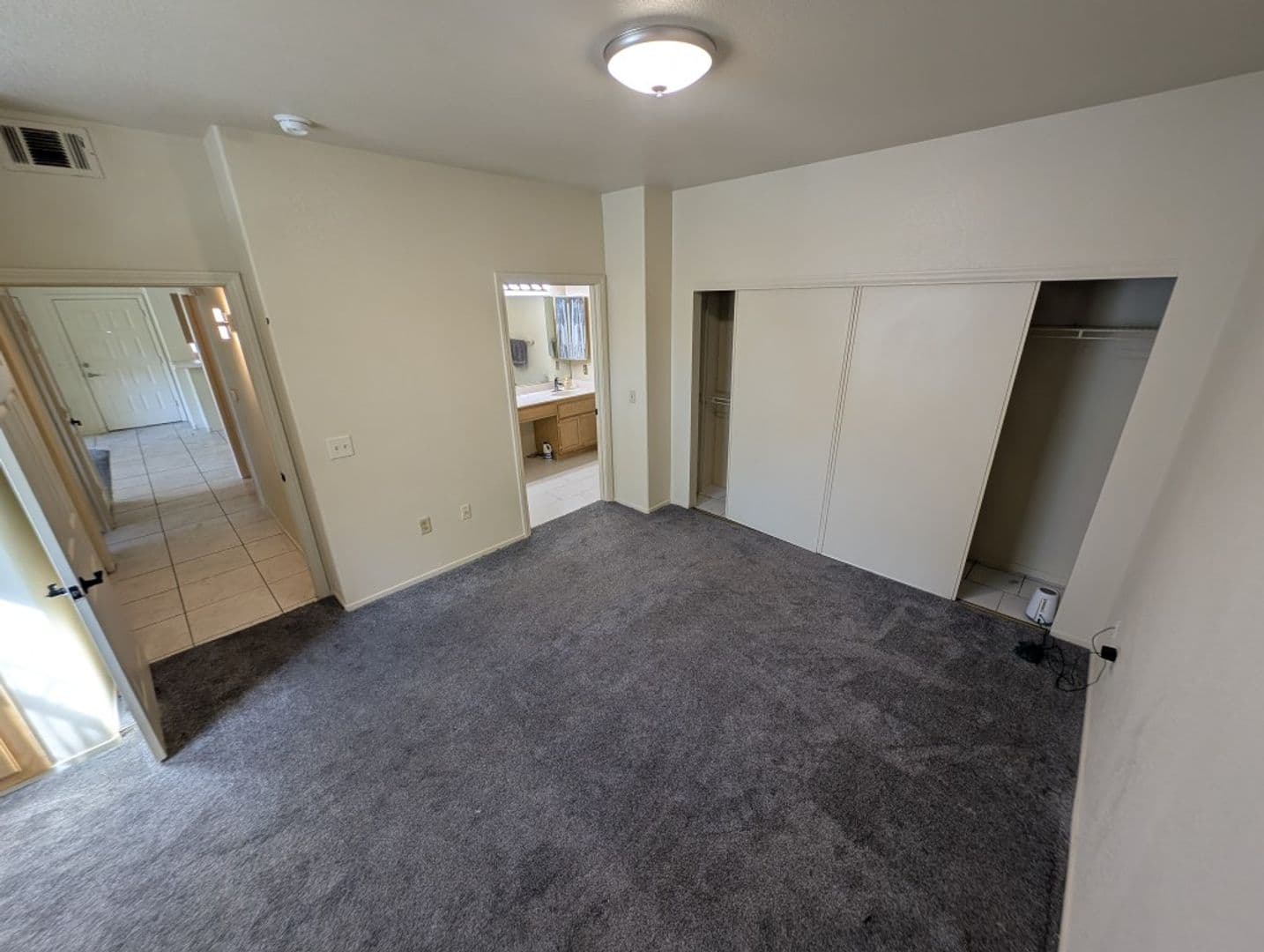 HENDERSON House: 2251 WIGWAM PKWY #2114