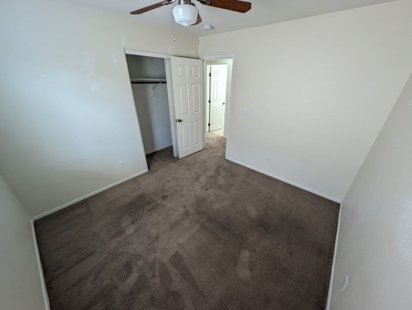 LAS VEGAS House: 8236 SIERRA CASCADE CT