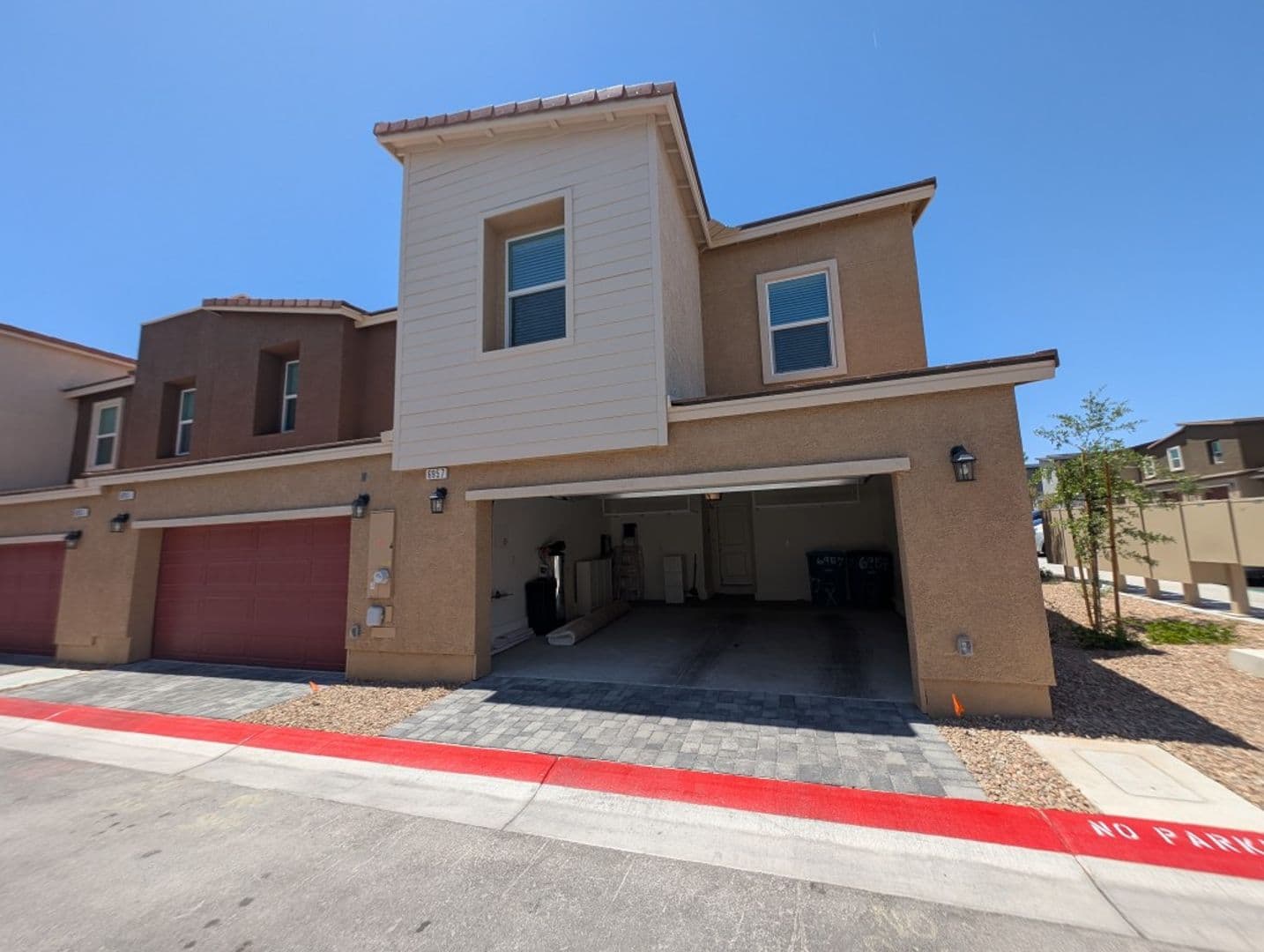 LAS VEGAS House: 6957 STAFFORD HILL ST