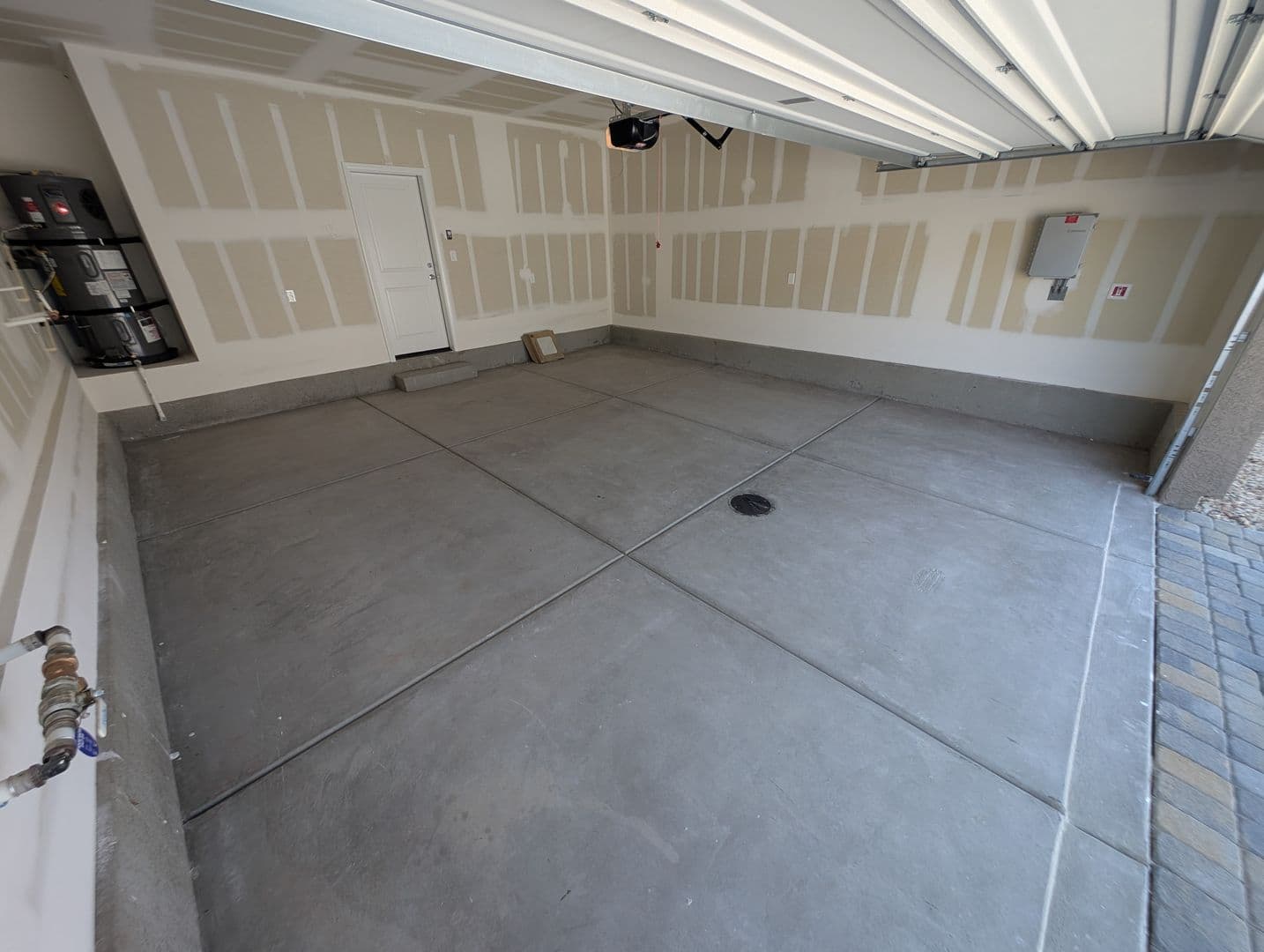 LAS VEGAS House: 1949 HYDRANGEA PL
