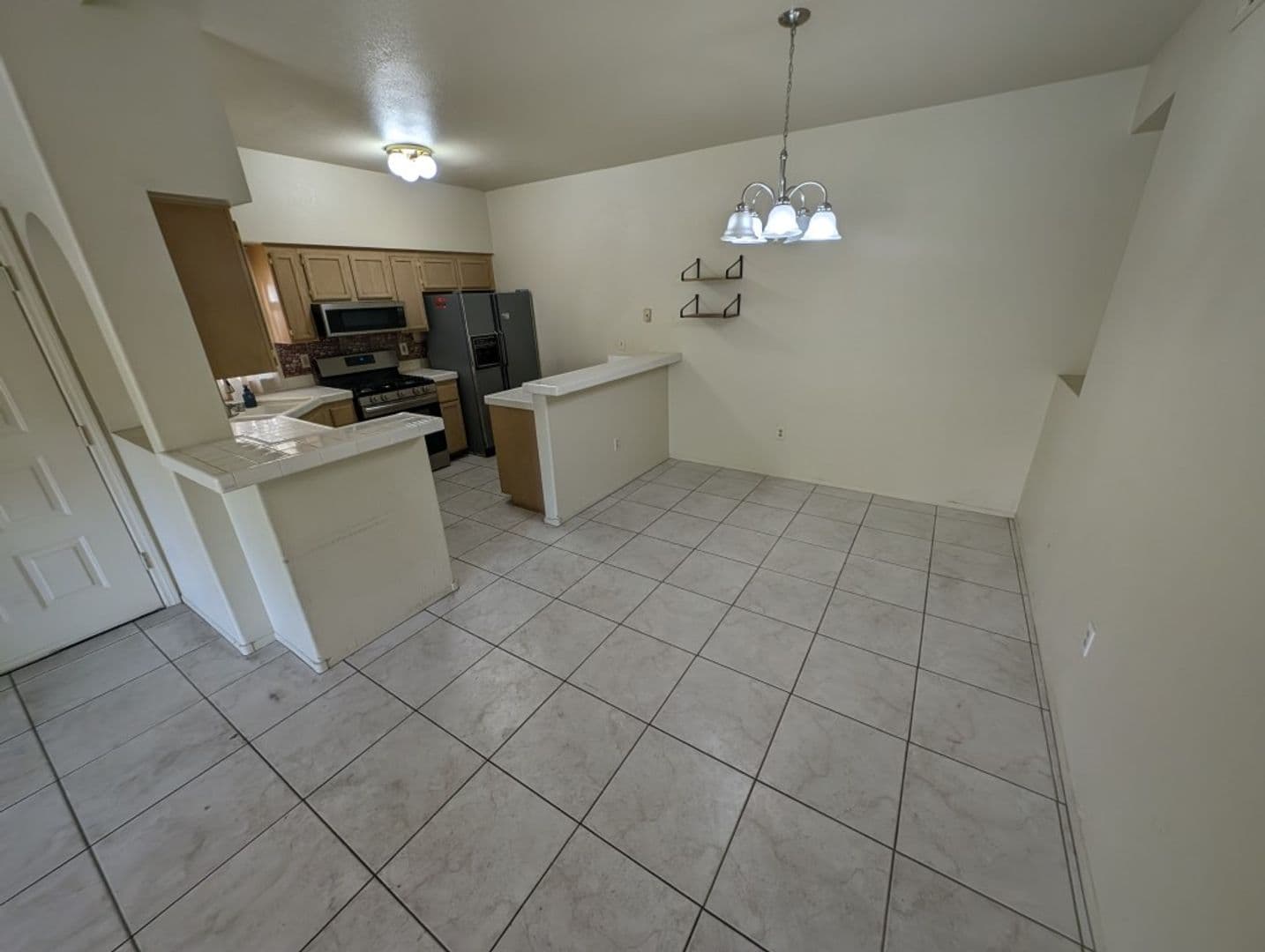HENDERSON House: 2251 WIGWAM PKWY #2114