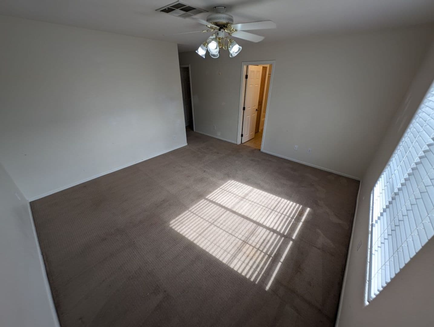 LAS VEGAS House: 8236 SIERRA CASCADE CT