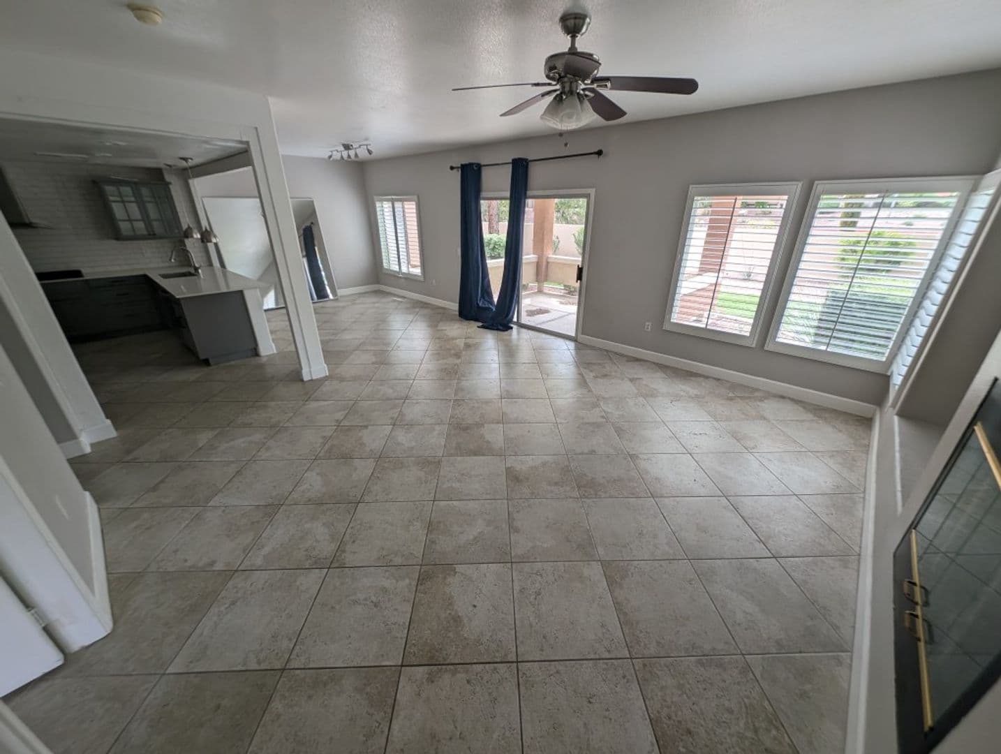 LAS VEGAS House: 821 GLACIER PEAK LN #103
