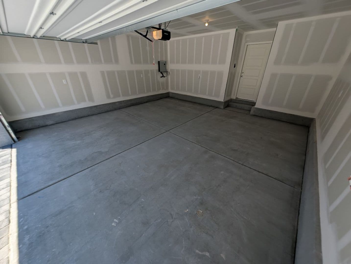 NORTH LAS VEGAS House: 7377 JOANNA BROOK ST