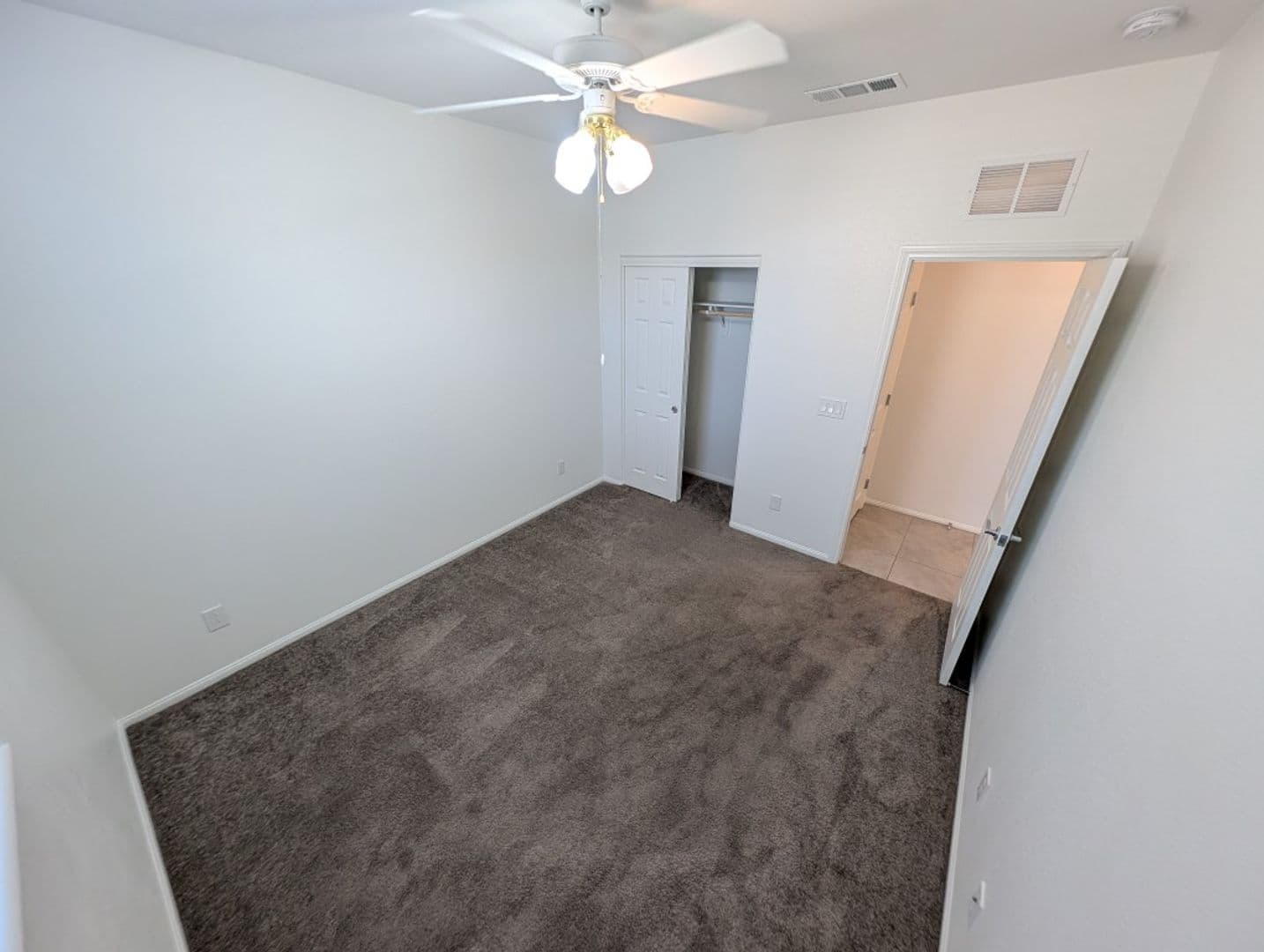 HENDERSON House: 664 VETIVER LN
