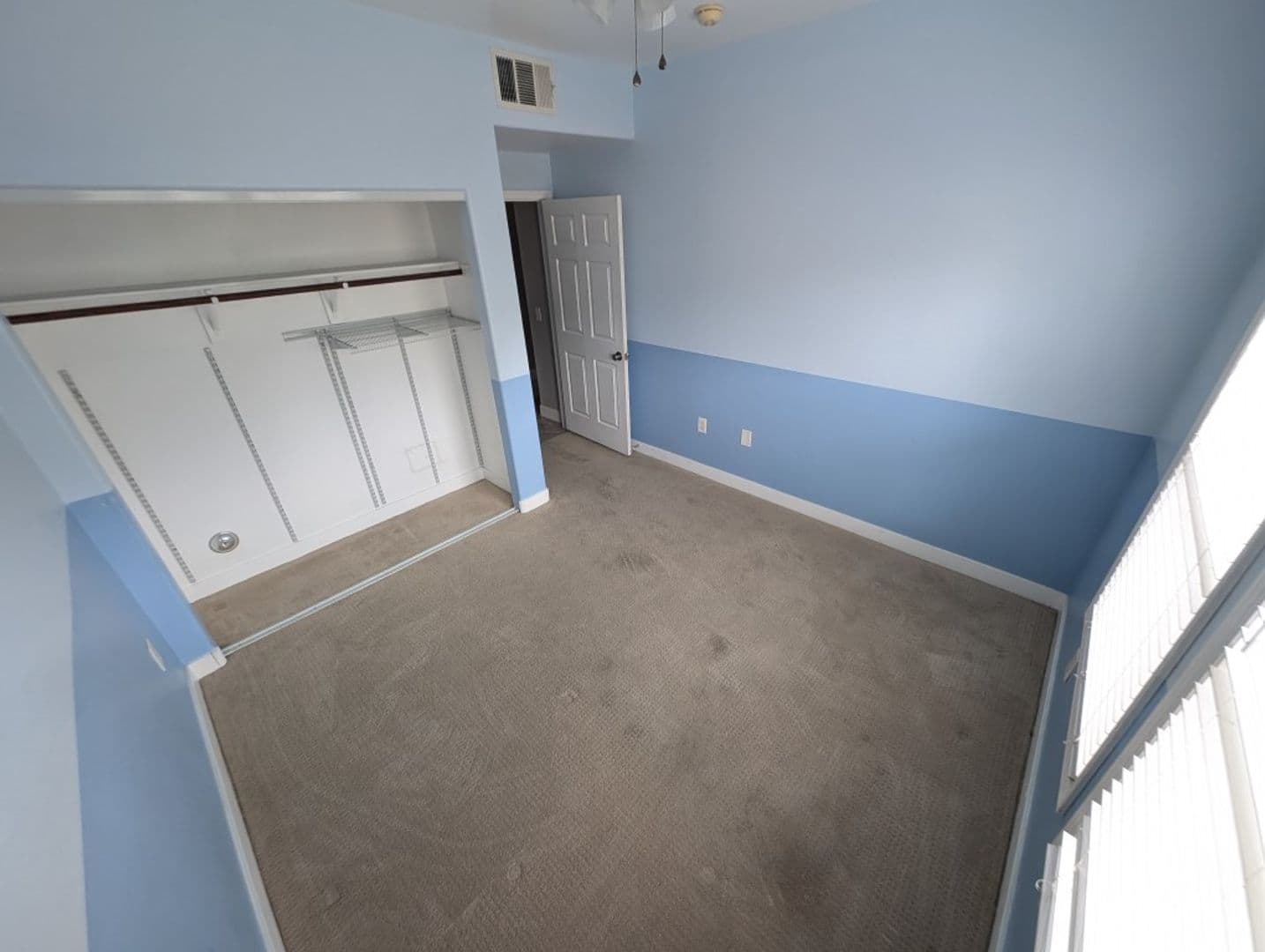 LAS VEGAS House: 821 GLACIER PEAK LN #103