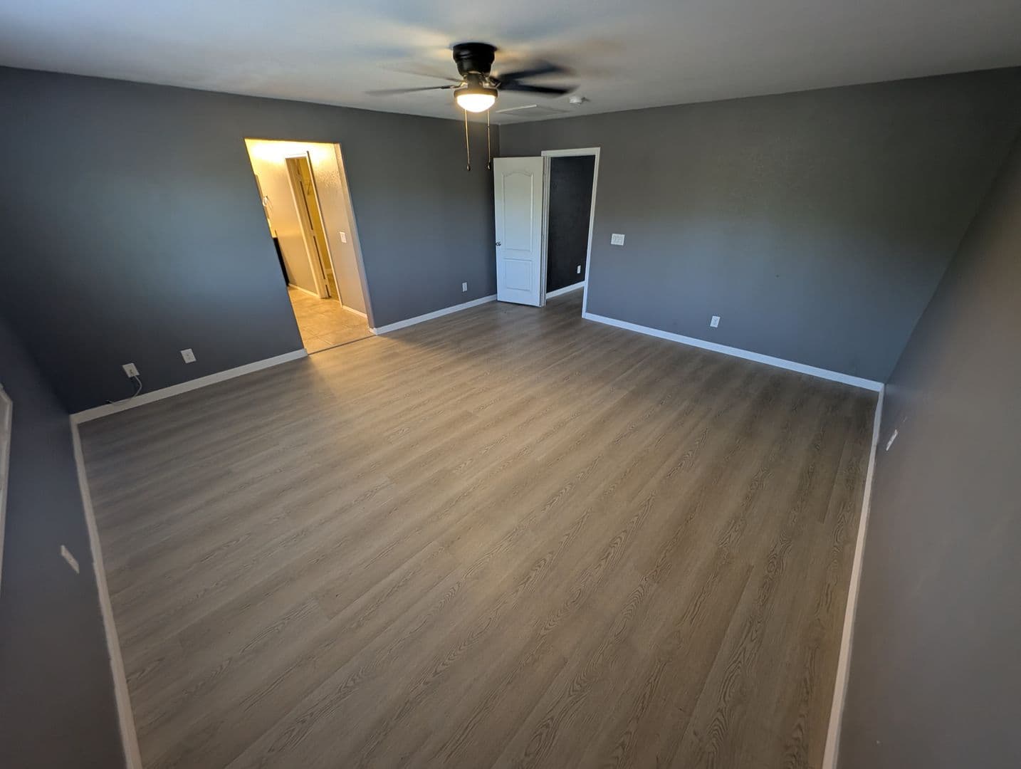 LAS VEGAS House: 10633 MOUNT BLACKBURN AVE