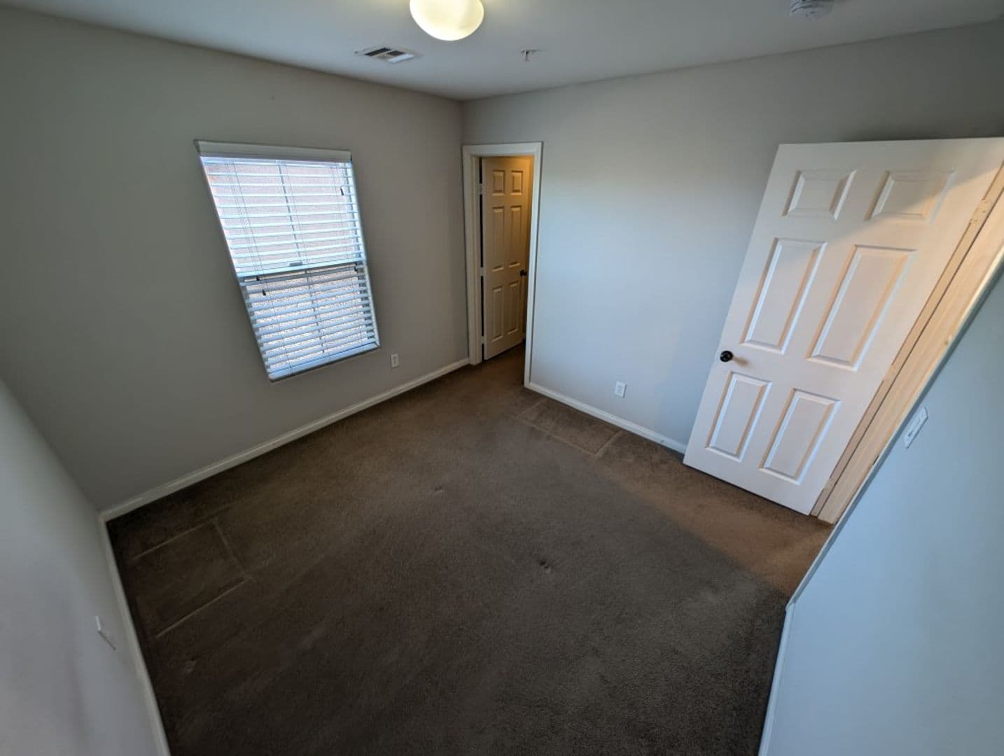 HENDERSON House: 1135 PARADISE GARDEN DR