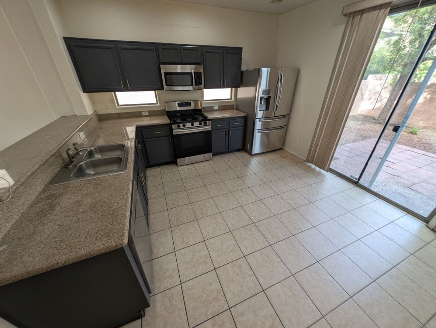 LAS VEGAS House: 8236 SIERRA CASCADE CT