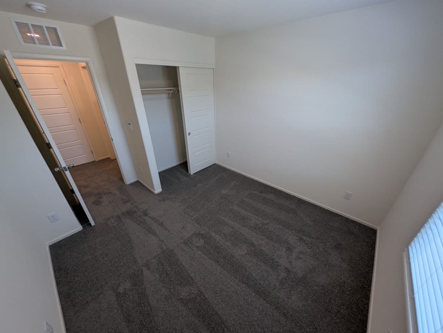 NORTH LAS VEGAS House: 7377 JOANNA BROOK ST