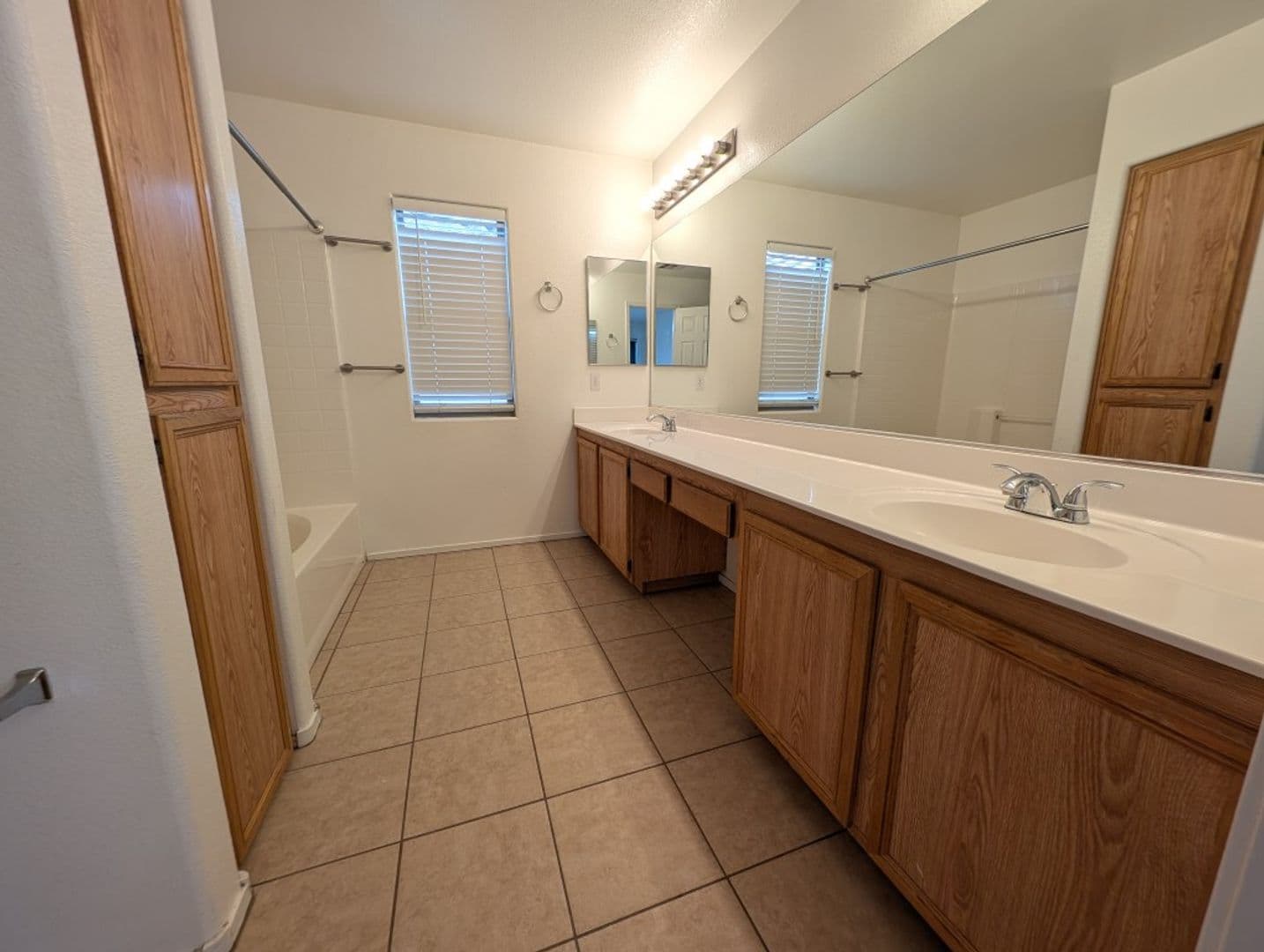 LAS VEGAS House: 8236 SIERRA CASCADE CT