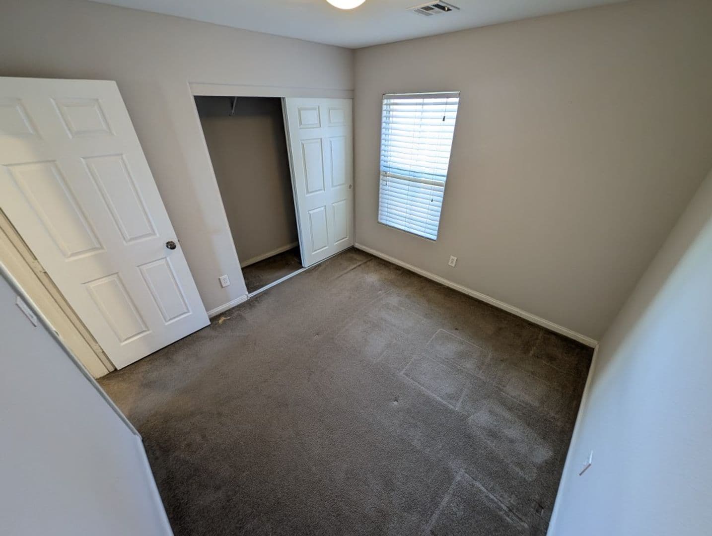HENDERSON House: 1135 PARADISE GARDEN DR