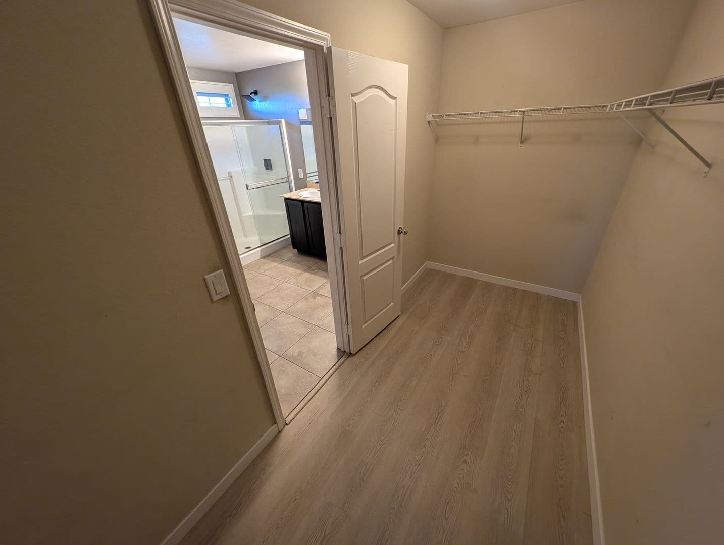 LAS VEGAS House: 10633 MOUNT BLACKBURN AVE