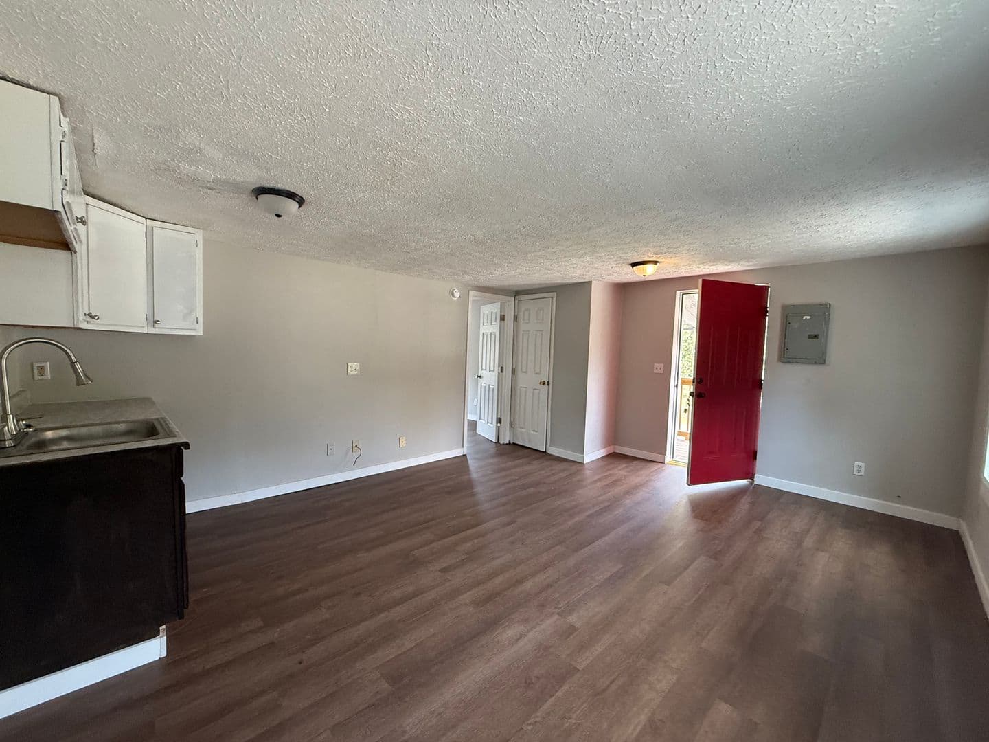 Kingsport Apartment: 2312 Reservoir Rd