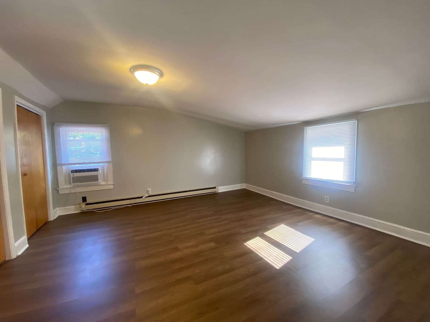 Kingsport Apartment: 1105 Bloomingdale Pike