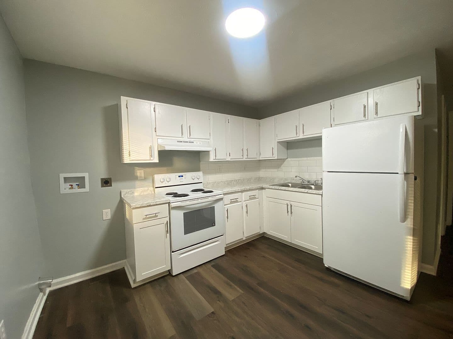 Greeneville Apartment: 402 Mt Bethel Rd